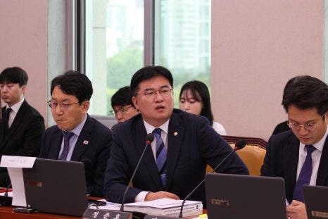 정준호 국회의원(국토교통위원회 · 더불어민주당 · 광주 북구갑)