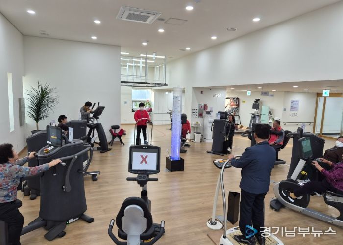 양주시, 은남통합보건지소 ‘2025년 하반기 중장년 근감소 예방 운동교실’ 성황리 종료