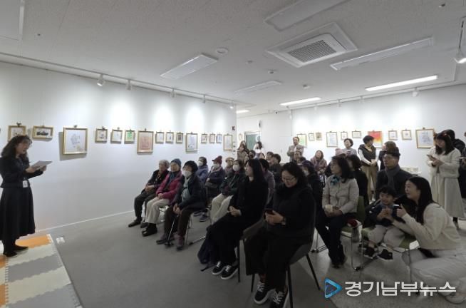 시흥시장곡종합사회복지관, 연말 맞이 복도갤러리 운영