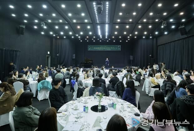 아산시 사회복지행정연구회 ‘2025년 송년의 밤’ 개최