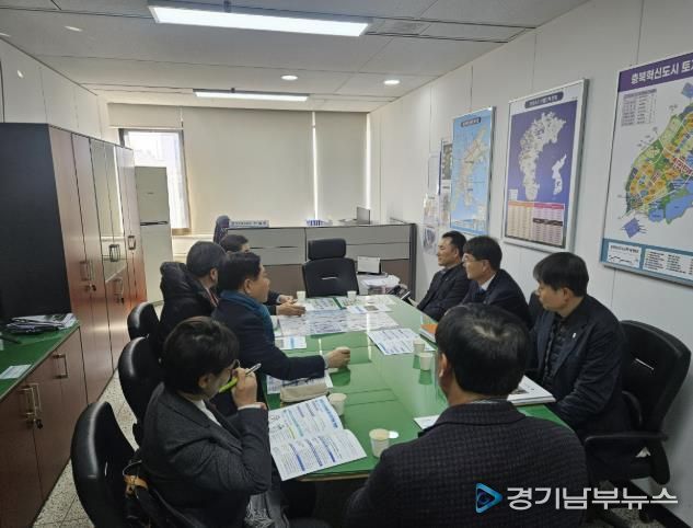 충청북도 투자유치국장 면담 사진