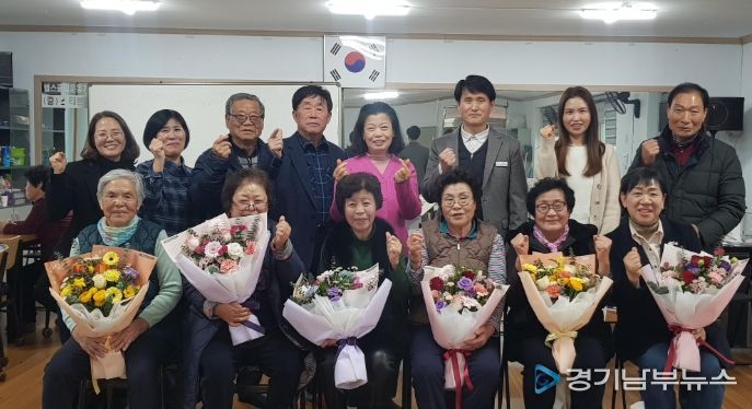 2025년 호법면 성인문해 학습자 수상자 상장 전달식