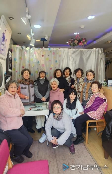 안성시 성인문해교육 어르신들,