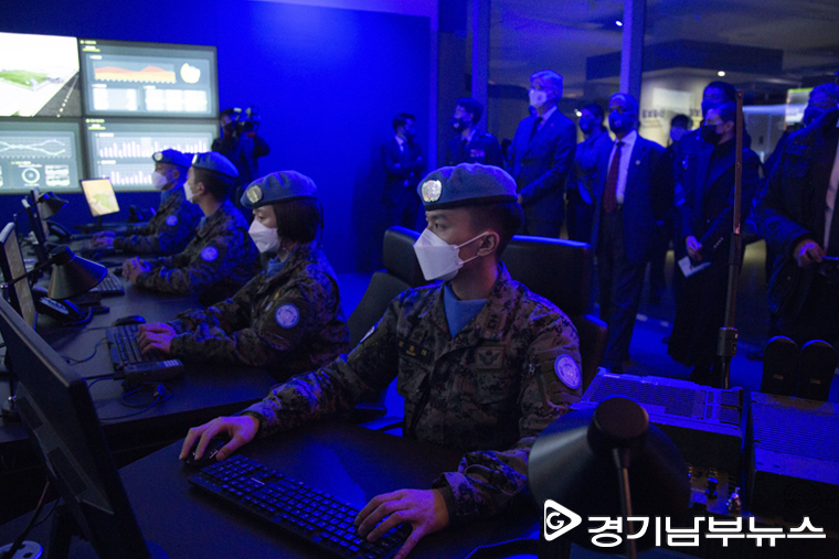 「모두의 평화, 우리의 미래 (United for Peace, Together for a Better Future) 대국민 특별 전시.동대문디자인플라자 살림터 및 배움터. 12.7 경기남부뉴스