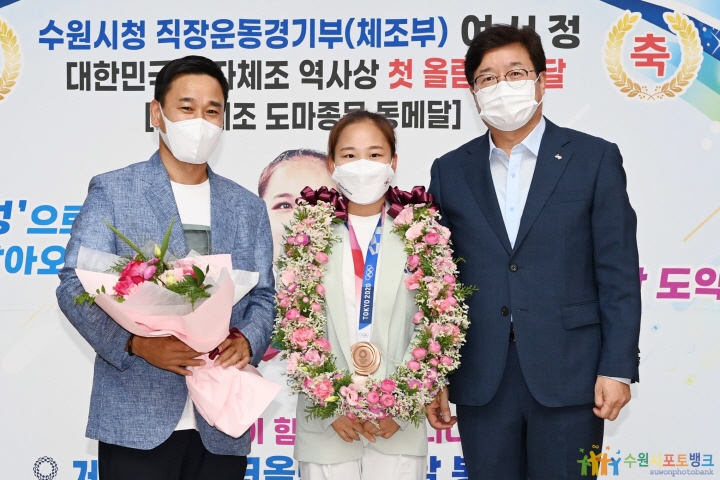 대한민국 여자체조 역사상 첫 올림픽 메달 을 획득한 여서정 체조선수