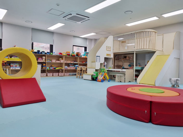 만안구에 소재한 '두루미 공동육아나눔터' 내부 모습