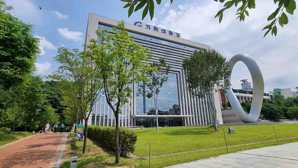 가천대학교 '무한이'의 옆모습은 원형. 이들의 모험과 호기심은 끝없이 계속될 예정. 5일 경기남부뉴스