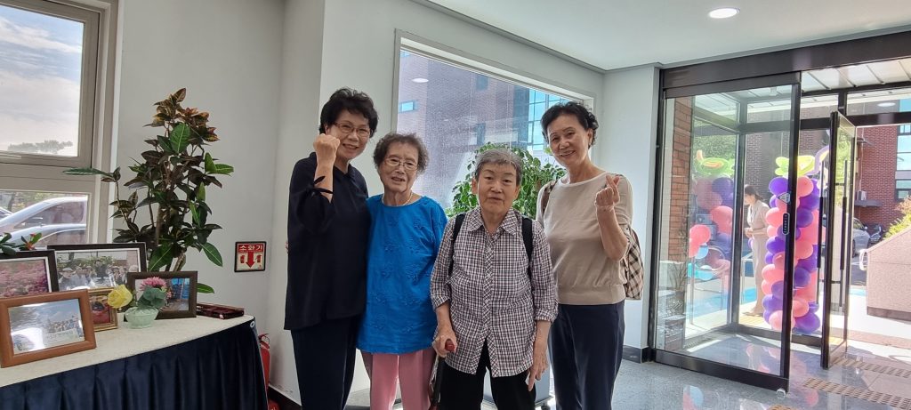 수원실버회 창립발대식에 참석하신 실버들 사진: 경기남부뉴스