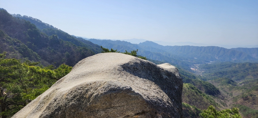 용화산 사진: 배건일, 경기남부뉴스