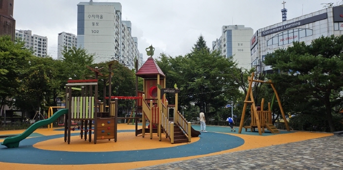 새 단장한 수지구 풍덕천동 중앙어린이공원